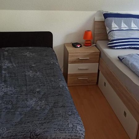 Ferienwohnung Moewe Зеллин Экстерьер фото
